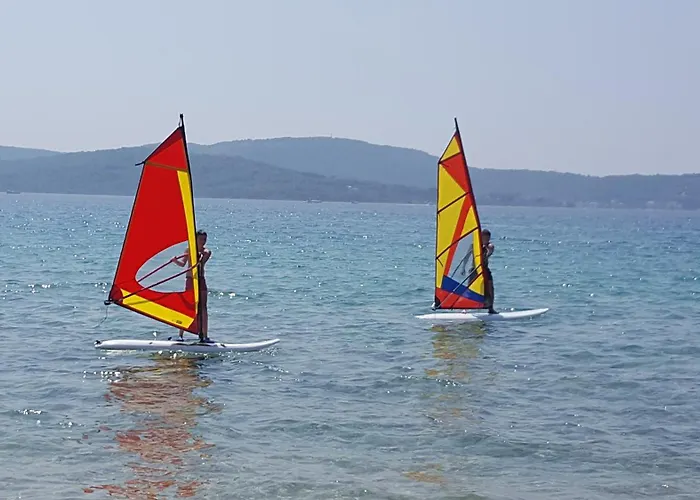 דירה Miki & Roza יאדריה