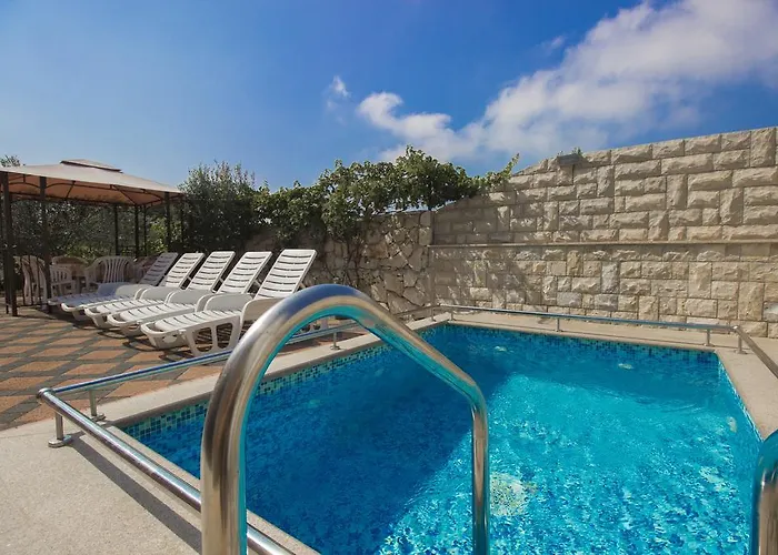 Miki & Roza Apartman