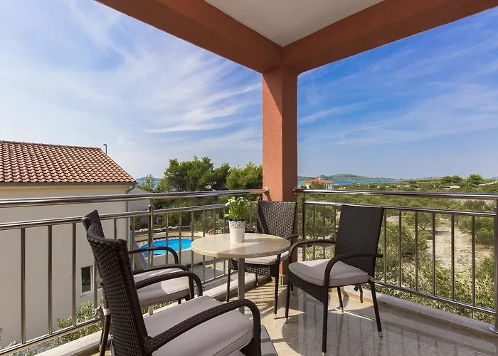 Apartman Miki & Roza *