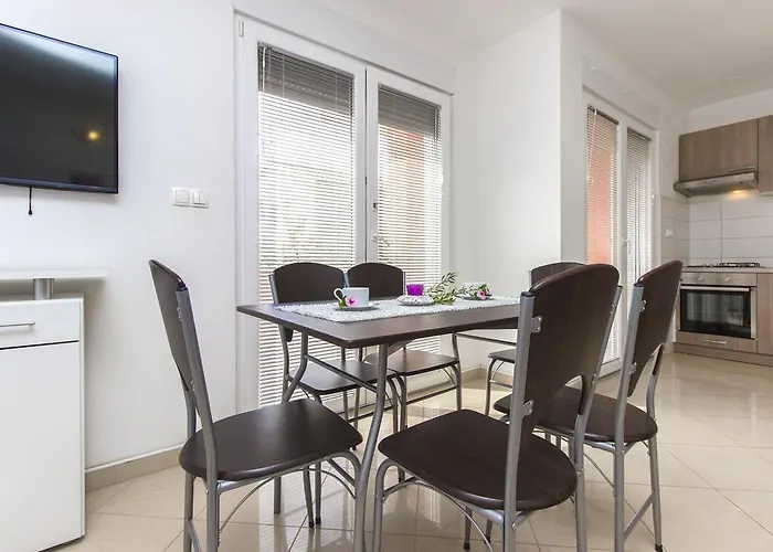 Apartman Miki & Roza