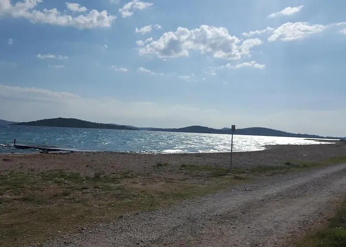 Miki & Roza יאדריה